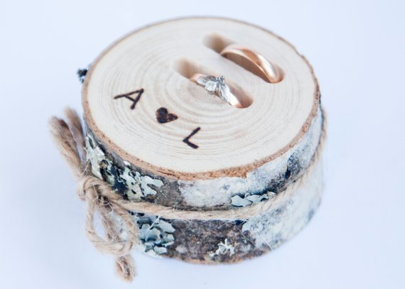 log ring box