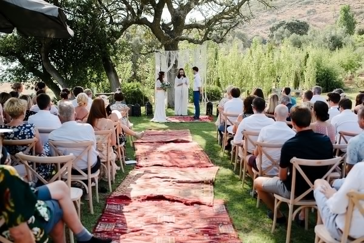 How to Have a Friend or Family Member Officiate Your Wedding?