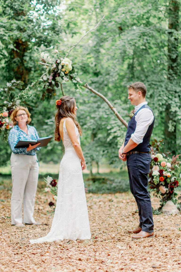 This Devon Wedding Celebrant can make your wedding dreams come true ...